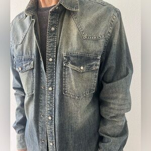 Express Denim‎ Shirt Jacket Mens Medium Blue Snap Front Long Sleeve Two Pockets